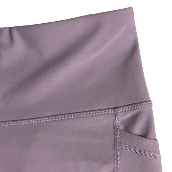 Old Navy High Rise Lavender Lilac Biker Shorts Powersoft Compression Go-Dry L - Picture 6 of 15